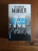 M, le bord de l'abîme