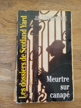 Meurtre sur canapé