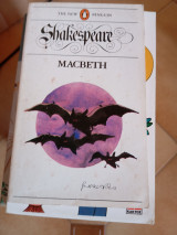 New Penguin Shakespeare… D. T. J. B. Spencer…