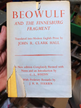 Beowulf and the Finnesburg Fragment