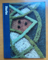 Herbs-The Time Life encyclopaedia of gargering
